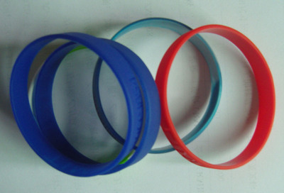 【PVC硅膠手腕帶 手腕帶 pvc軟膠手腕帶 手環(huán)】?jī)r(jià)格,廠家,圖片,塑料、樹(shù)脂工藝品,東莞市高埗大鑫塑膠制品加工店-