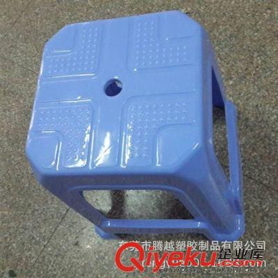 廠家直供藍色塑料方凳子批發 疊放凳 餐椅雪花凳【批發價優】-東莞市騰越塑膠制品提供廠家直供藍色塑料方凳子批發 疊放凳 餐椅雪花凳【批發價優】的相關介紹、產品、服務、圖片、價格東莞市騰越塑膠制品、塑膠卡板;塑膠中空板;塑料箱;塑料籮;塑料零件盒;鐵皮零件柜;防靜電方盤;防靜電靠背椅;防靜電圓凳;整理箱;圓凳;全塑椅